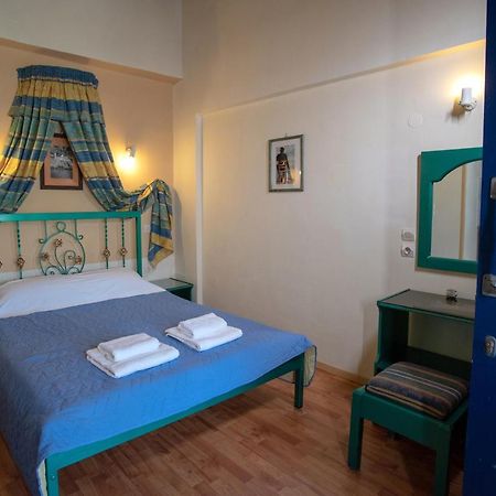 Kleoni Club Apartments Toló Kültér fotó