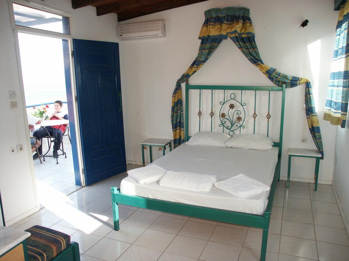 Kleoni Club Apartments Toló Kültér fotó