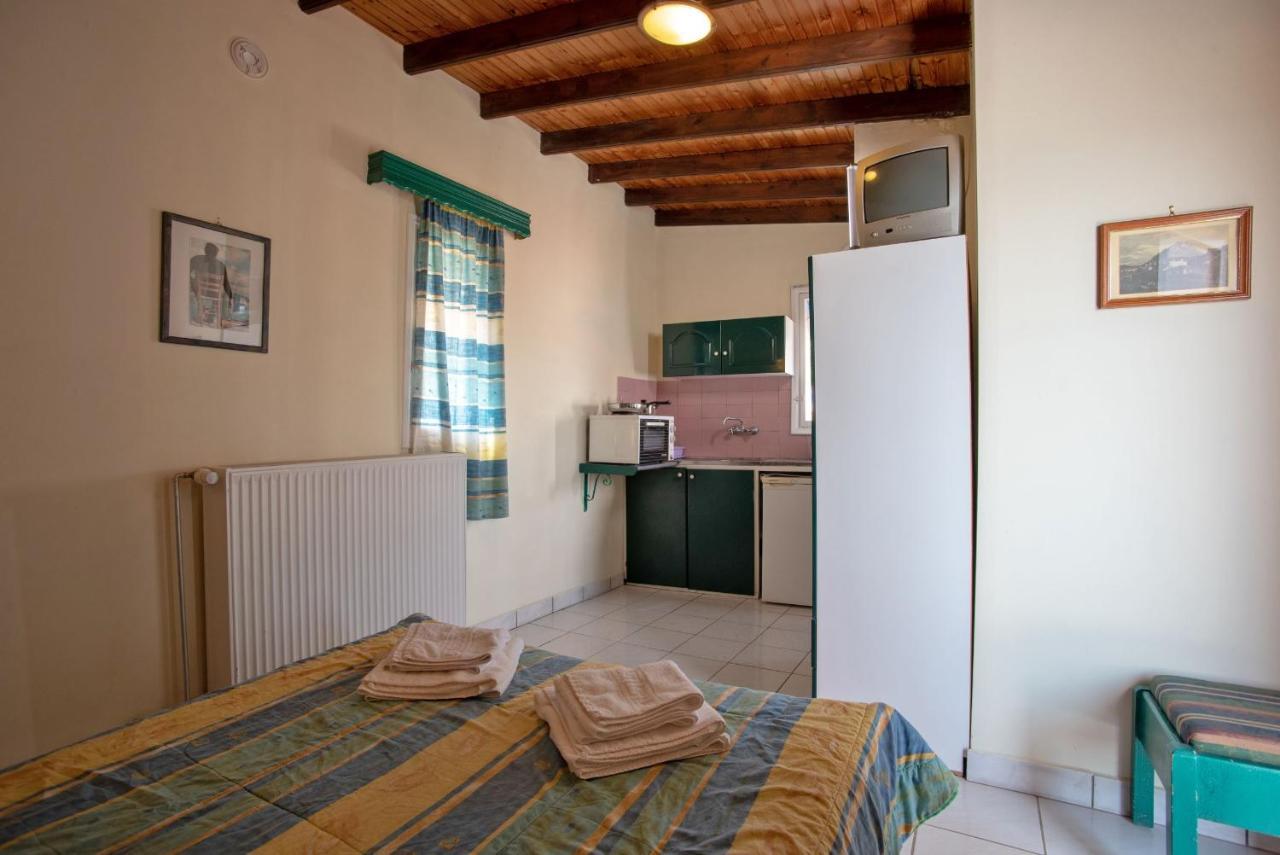 Kleoni Club Apartments Toló Kültér fotó