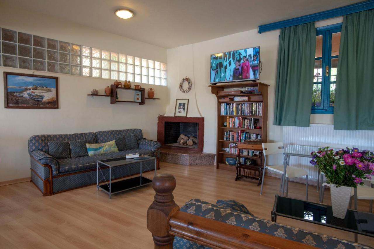 Kleoni Club Apartments Toló Kültér fotó