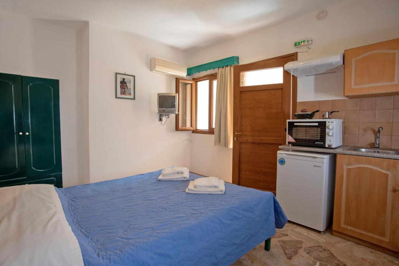 Kleoni Club Apartments Toló Kültér fotó