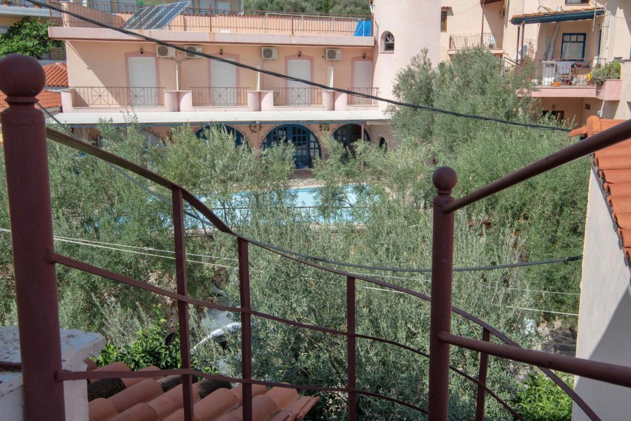 Kleoni Club Apartments Toló Kültér fotó