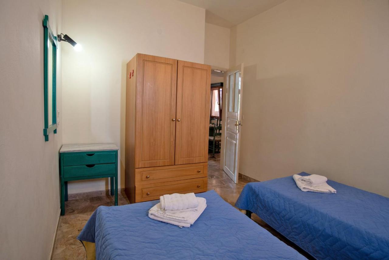 Kleoni Club Apartments Toló Kültér fotó