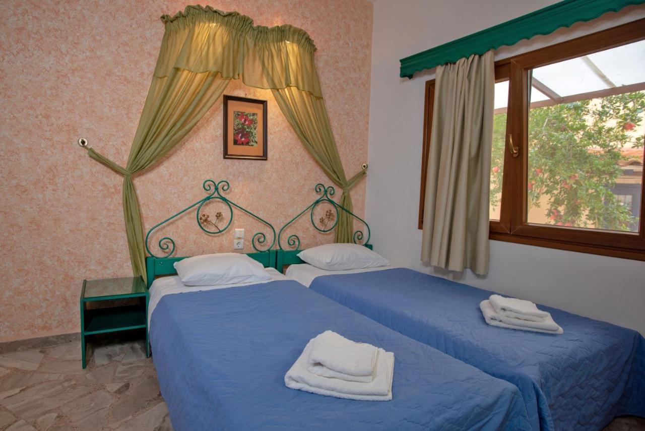 Kleoni Club Apartments Toló Kültér fotó
