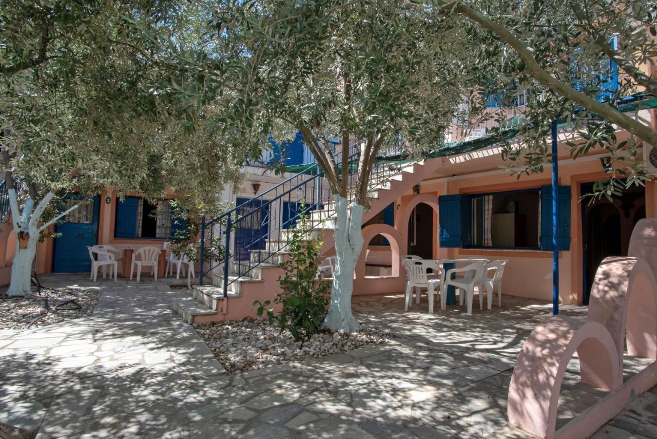 Kleoni Club Apartments Toló Kültér fotó