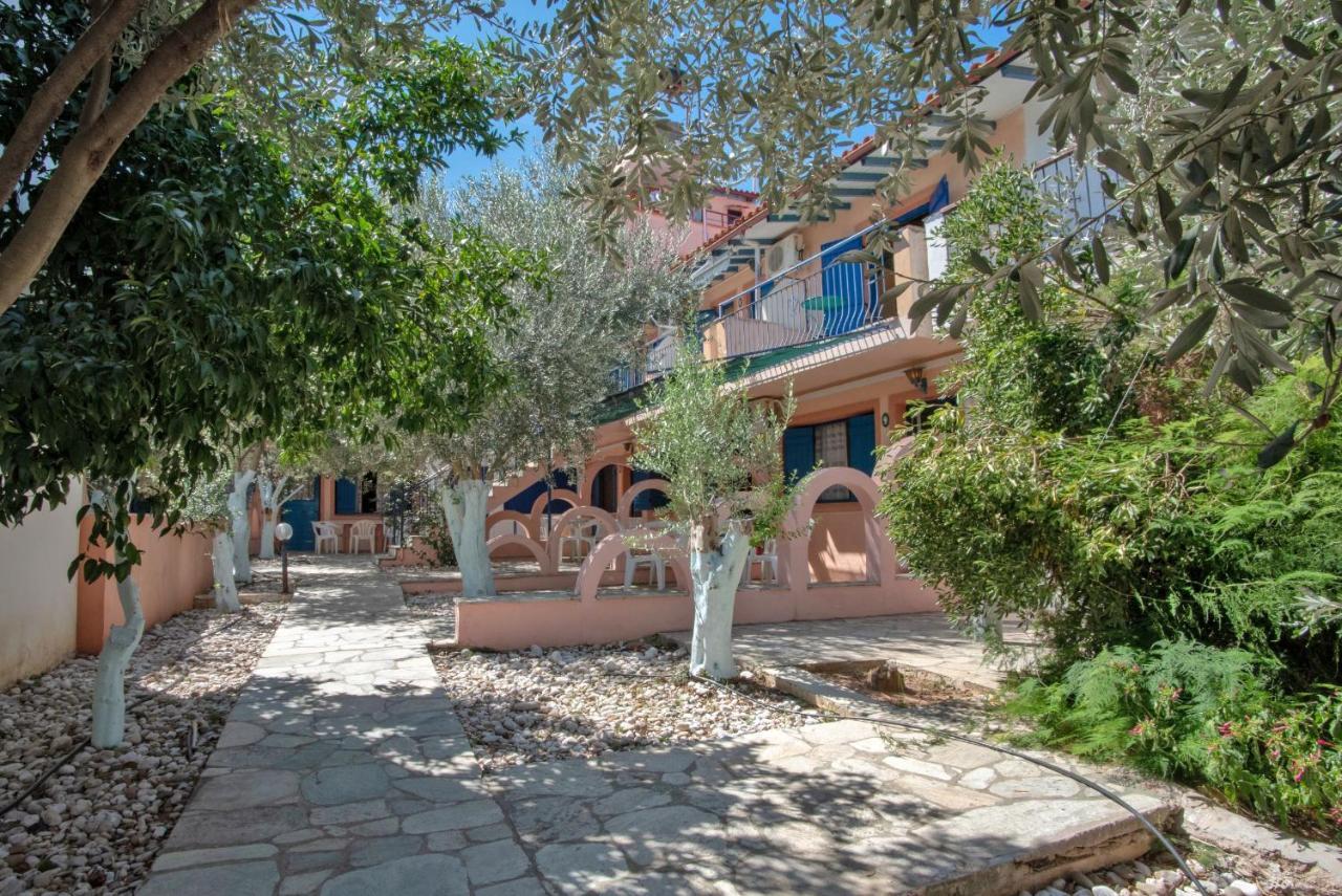 Kleoni Club Apartments Toló Kültér fotó